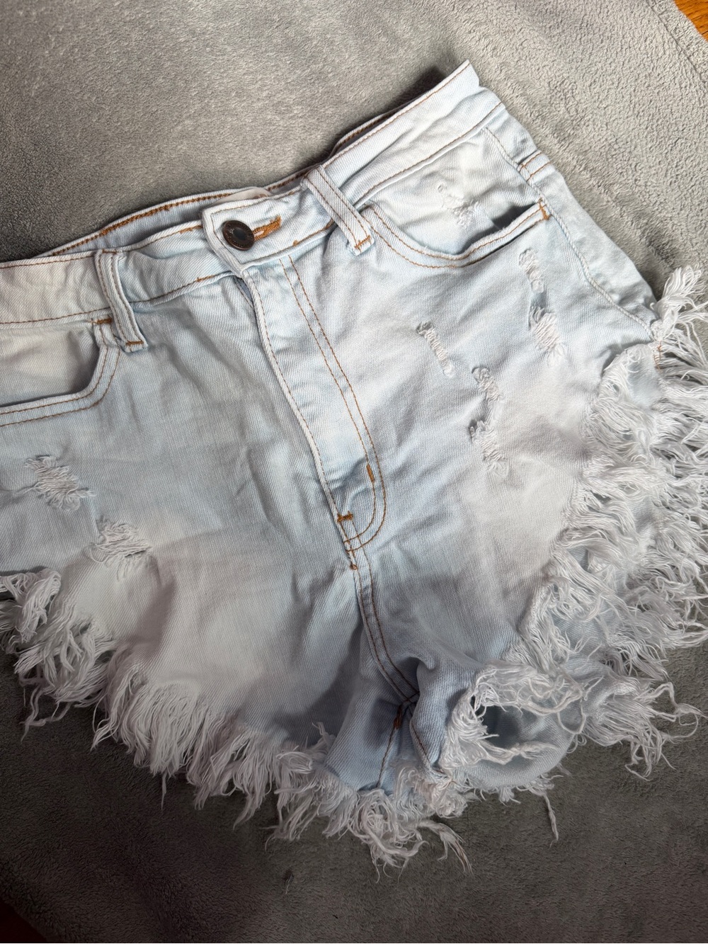 Aphrodite Light Blue Distressed Frayed Denim Shorts M